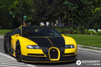 Cận cảnh Bugatti Veyron Oakley Design duy nhất trên thế giới