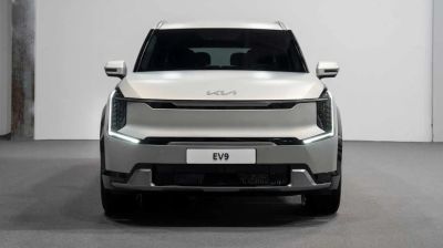 Kia EV9 chốt giá từ hơn 60.000 USD, đối thủ cạnh tranh của VinFast VF9