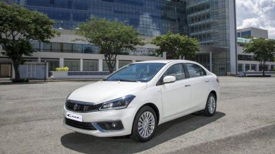 Suzuki Ciaz giảm gần 120 triệu đồng, rẻ hơn Toyota Wigo