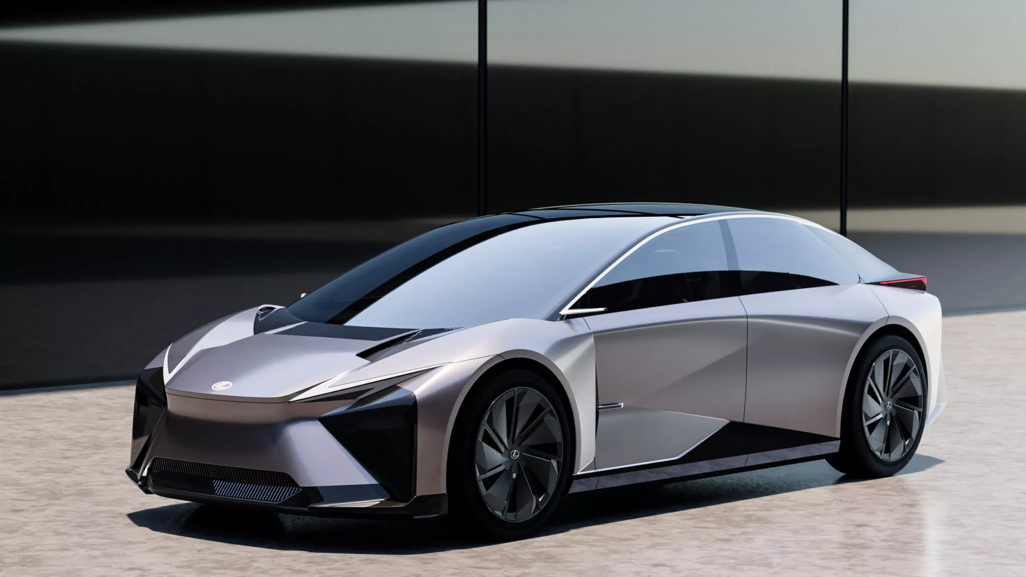 Mẫu sedan thuần điện Lexus LF-ZC sẽ được tung ra thị trường vào năm 2026
