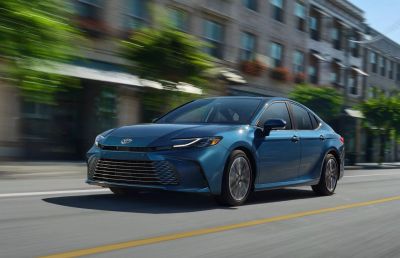 Những ưu và nhược điểm trên Toyota Camry 2025 vừa ra mắt