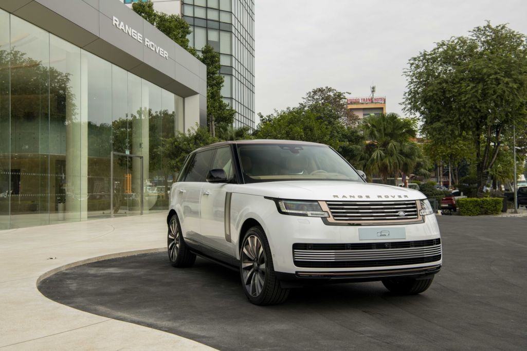Range Rover SV ra mắt, lựa chọn mới cho giới siêu giàu tại Việt Nam