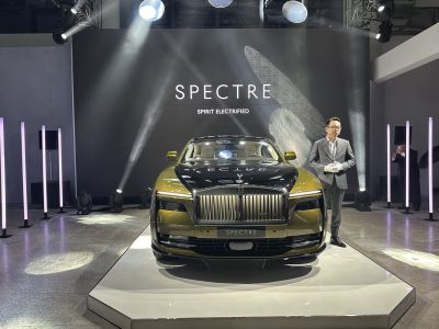Xe điện Rolls-Royce Spectre ra mắt tại Việt Nam, phục vụ khách đại gia chơi Tết
