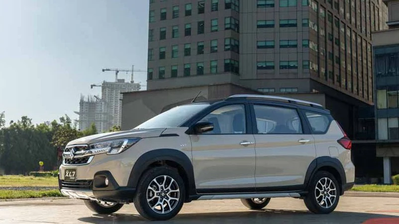 Ra mắt Suzuki XL7 GLX hybrid  tại Philippines, giá 529 triệu đồng