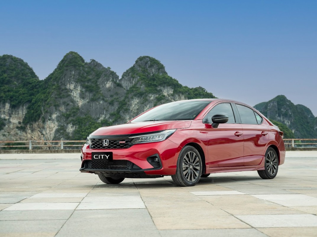 Honda Việt Nam khuyến mãi tháng 4/2024: Accord giảm 220 triệu đồng