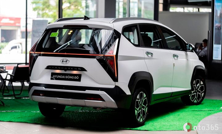 Hyundai Stargazer X bản cao cấp