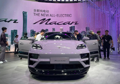 Cận cảnh Porsche Macan EV 2024 tại Triển lãm ô tô Bắc Kinh