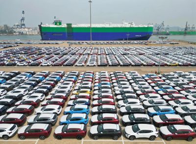 Ôtô nhập khẩu vào thị trường Việt ngày càng tăng