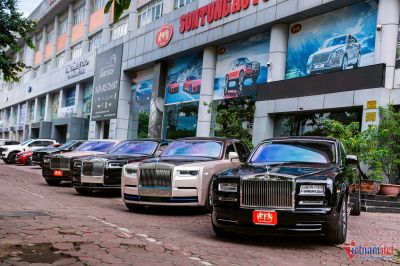 Ngắm dàn Rolls-Royce Phantom trị giá 150 tỷ