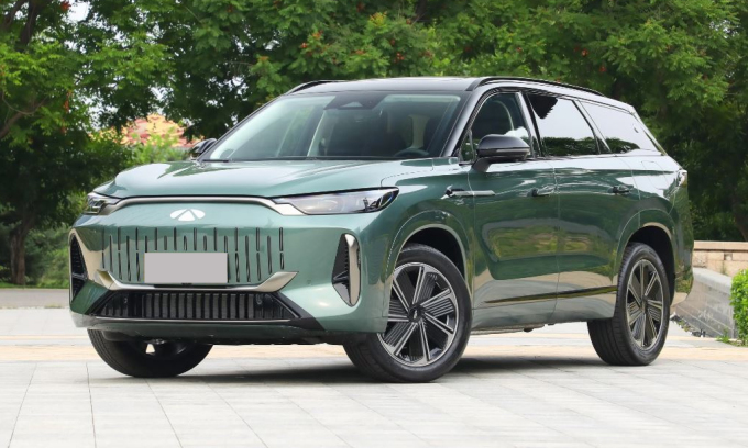 Chery Fulwin T10 Suv hybrid sạc điện lập kỷ lục chạy được xa nhất