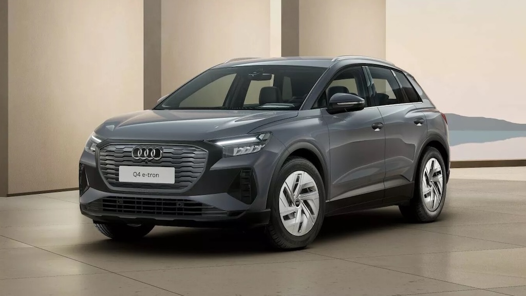 Xe điện Audi Q4 35 e-tron bản base giá 1,2 tỷ trang bị mâm thép đúc