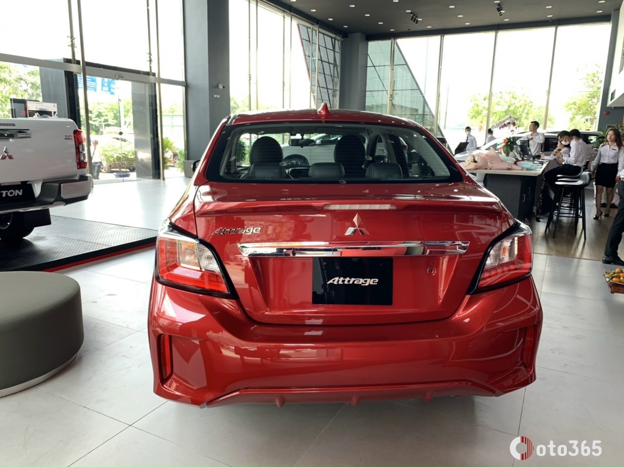 Đuôi xe Mitsubishi Attrage