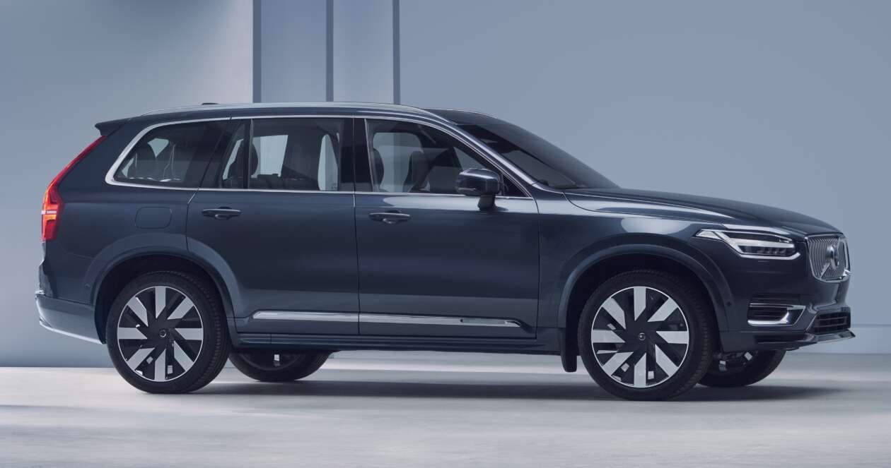 Volvo XC90 2025 lộ ảnh thiết kế trước ngày ra mắt