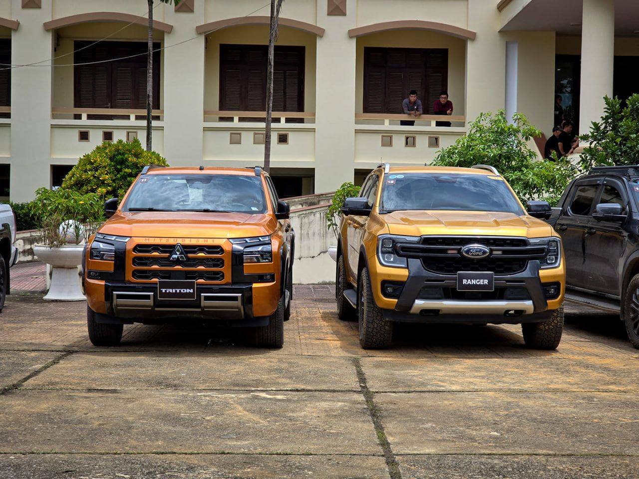 So sánh Mitsubishi Triton Athlete 2024 và Ford Ranger Wildtrak 2024: thông số, động cơ, tiện nghi, an toàn