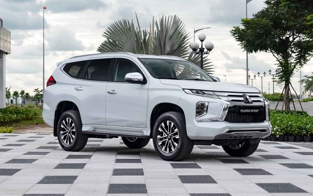 Đánh giá Mitsubishi Pajero Sport 2024: Trẻ trung, linh hoạt và đầy đủ tiện nghi