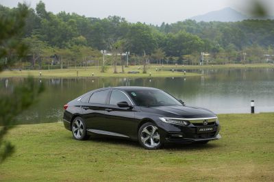 Các mẫu Sedan giảm giá mạnh tháng 11/2024: giảm cả trăm triệu đồng