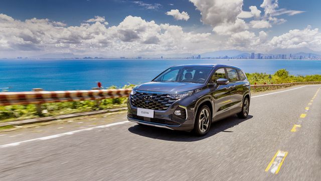 Đánh giá Hyundai Custin 2024: Chuẩn mực thiết kế, đỉnh cao tiện nghi!