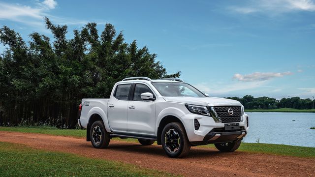 Đánh giá Nissan Navara 2024: Mạnh mẽ trong vận hành, tinh tế trong thiết kế