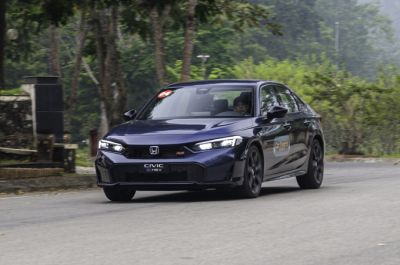 Doanh số sedan cỡ C tháng 11: Civic tăng trưởng nhiều nhất