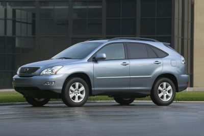 4 thế hệ Lexus RX 350 cũ đáng cân nhắc