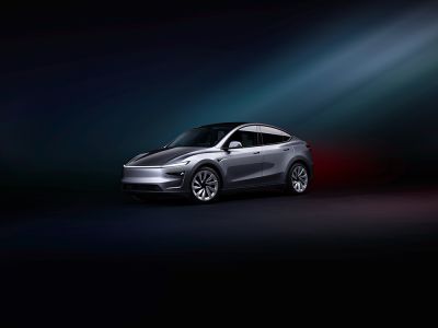 Cận cảnh Tesla Model Y Juniper ra mắt, giá từ 863 triệu đồng