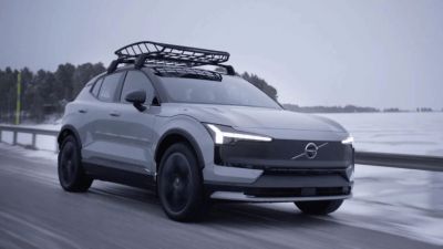 SUV điện Volvo EX30 Cross Country trình làng