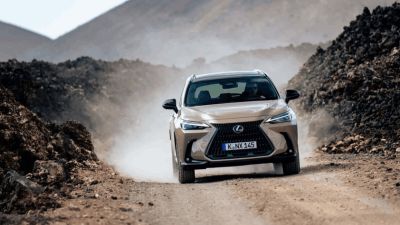 Lexus NX Overtrail 2025 ra mắt: Sẵn sàng chinh phục mọi địa hình