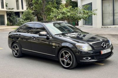 Mercedes-Benz C230 hơn 17 năm tuổi đáng mua khi chỉ 235 triệu?