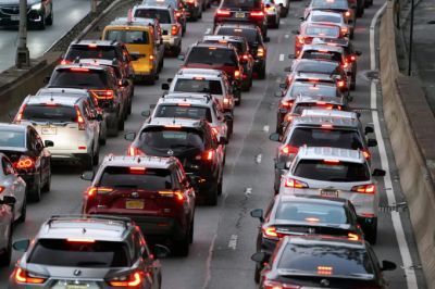 Chính sách thuế của ông Trump làm giảm 1,55 triệu xe trong sản lượng ôtô toàn cầu