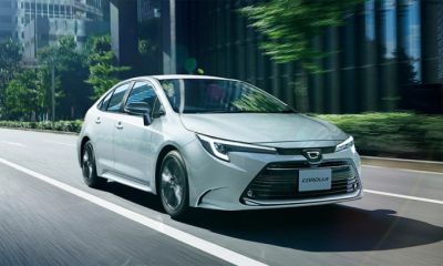 Toyota chính thức ngừng phân phối Corolla bản chạy xăng
