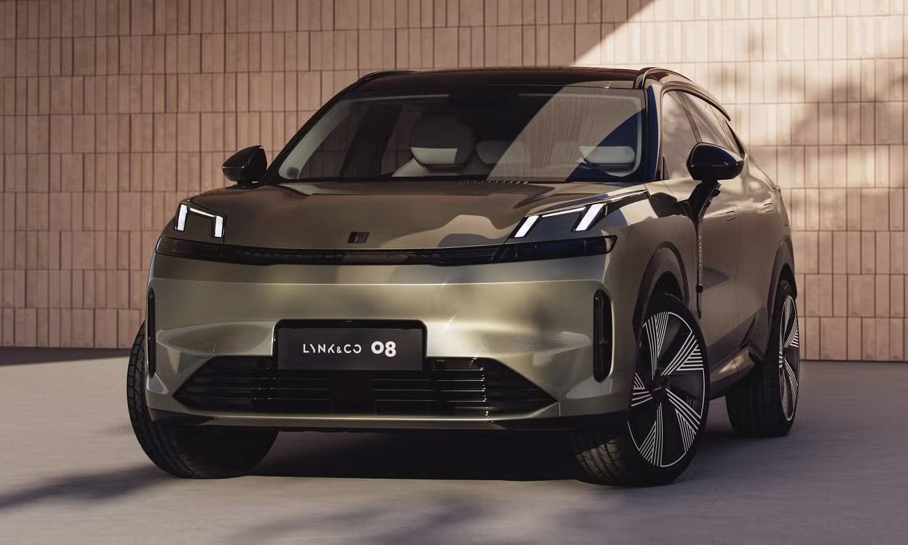 Lynk & Co 08 – mẫu CUV hybrid cỡ D chuẩn bị ra mắt thị trường Việt Nam