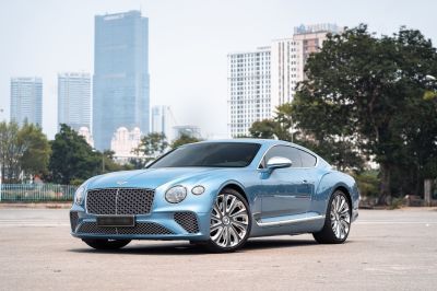 Mua Bentley 26 tỷ chính hãng, chủ xe chấp nhận lỗ 10 tỷ sau 4.000 km