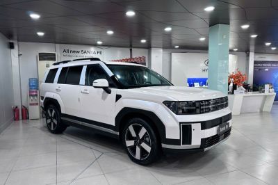 So sánh Mazda CX-8 và Hyundai Santa Fe về kích thươc, động cơ, tiện nghi, an toàn
