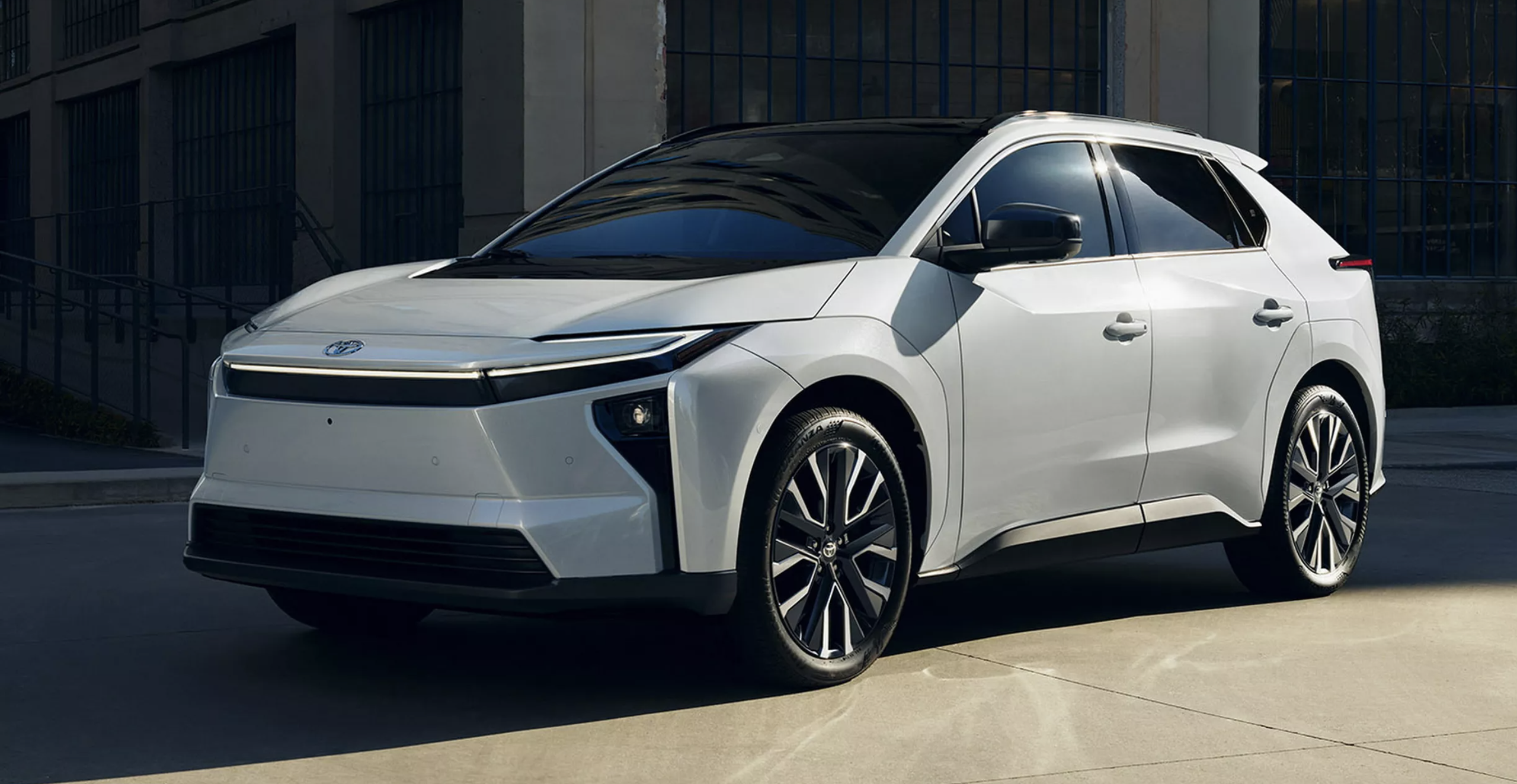 Toyota bZ4X bị dừng bán tại Bắc Mỹ trước khi kịp ra mắt ở Việt Nam