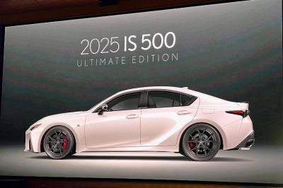 Lexus IS 500 Ultimate Edition - Hồi kết huy hoàng cho động cơ V8