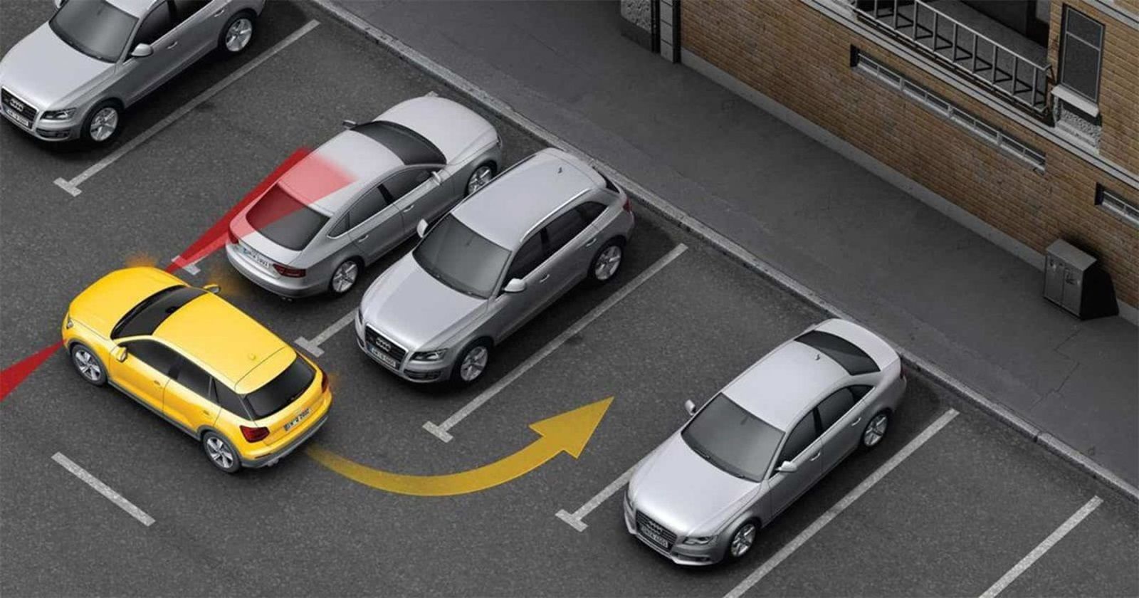 Lùi xe ô tô an toàn: Nắm vững 5 nguyên tắc vàng giúp bạn 