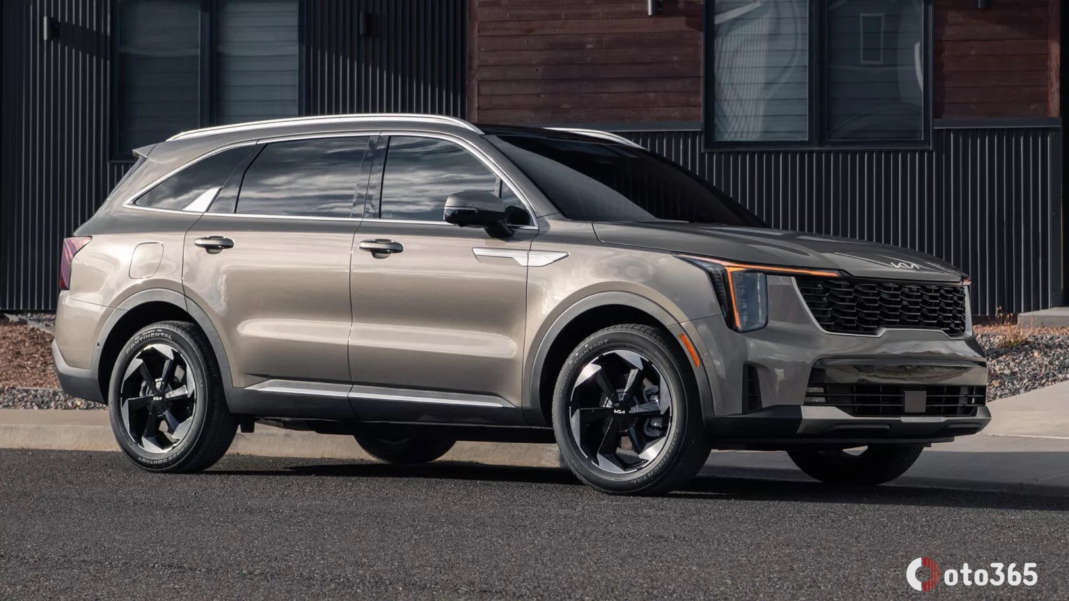 Xe SUV là gì? Ưu nhược điểm, phân loại và các mẫu SUV bán chạy tại Việt Nam
