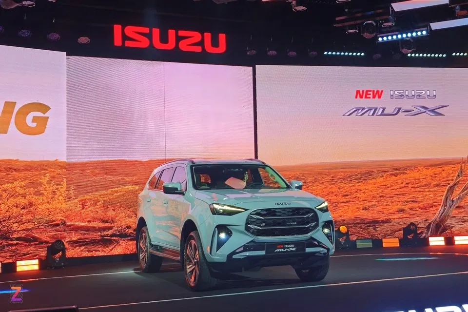 Isuzu mu-X 2025: Nâng cấp mạnh tay, giá cao nhất tiệm cận 1,3 tỷ đồng