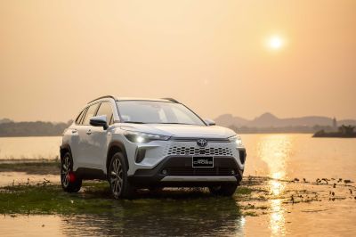 Xe hybrid tháng 5: Corolla Cross vượt mặt Innova Cross, xe Nhật áp đảo