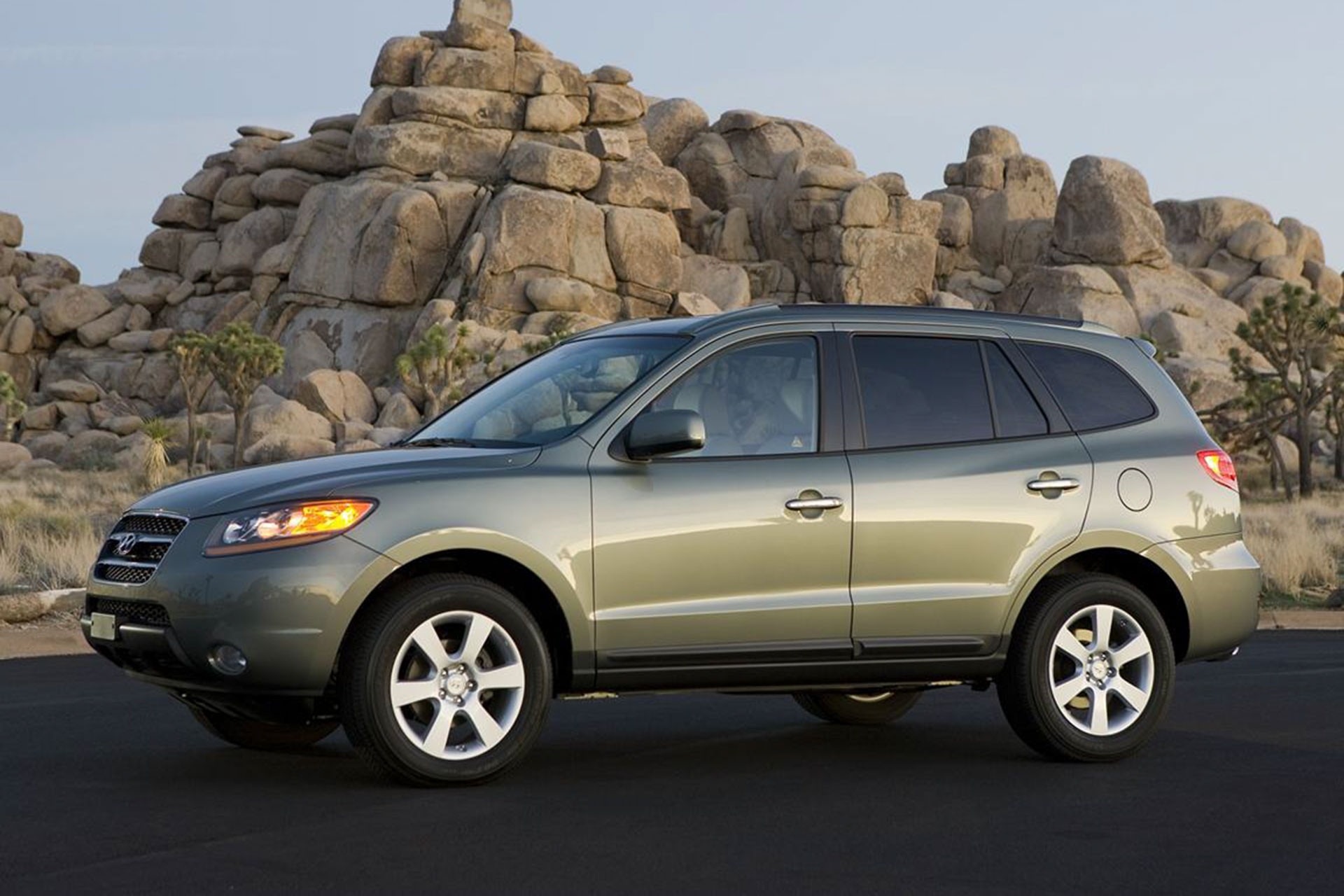 5 đời Hyundai Santa Fe cũ giữ giá và đáng mua nhất hiện nay