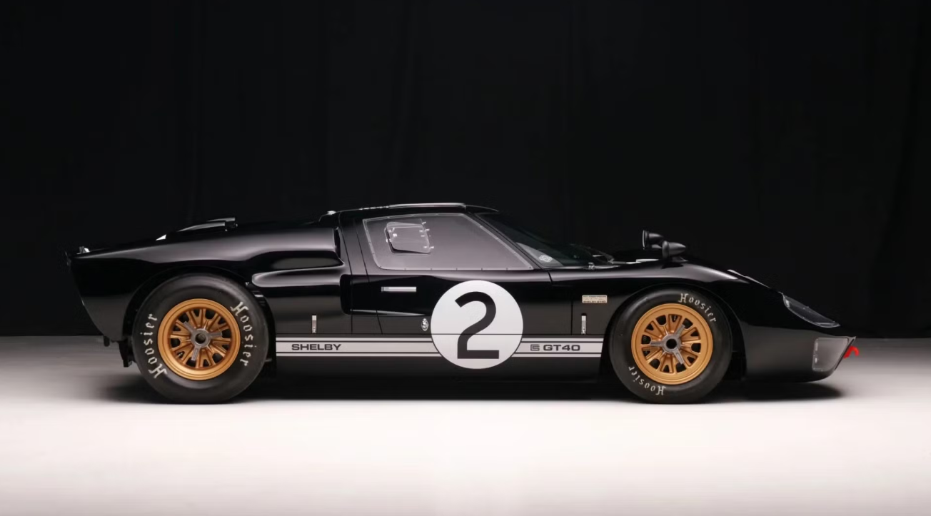 Ford GT40 bản đặc biệt lên sàn đấu giá