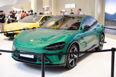 Xiaomi YU7 có gì để cạnh tranh Porsche Macan EV?