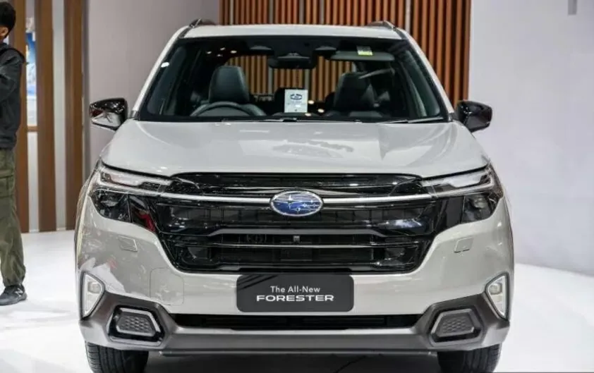 Subaru Forester 2025 ra mắt tại Indonesia: Thiết kế mới, giá gần 1,2 tỷ đồng
