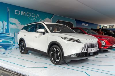 Omoda C7 – SUV Trung Quốc giá khoảng 1 tỷ đồng sắp ra mắt có điểm gì nổi bật?