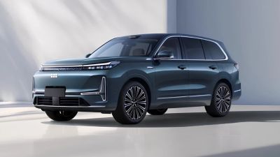 SUV gia đình Geely ra mắt, sở hữu sức mạnh gần 900 mã lực