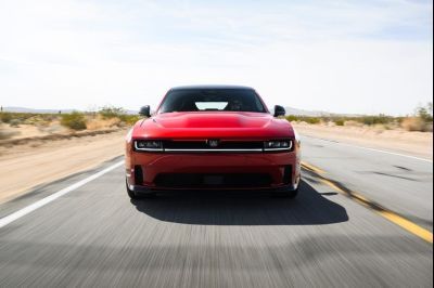 Giá Dodge Charger EV chạm mức thấp kỷ lục mới