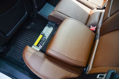 Ôtô nào được trang bị sẵn ghế trẻ em