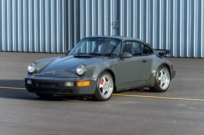 Porsche 911Turbo 1994 vẫn chốt giá 22 tỷ đồng dù chưa tiết lộ chủ cũ nổi tiếng