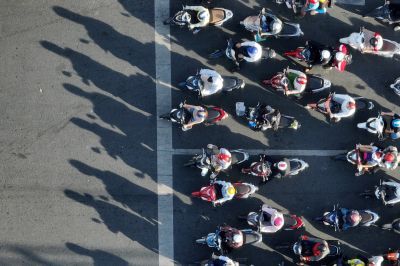 Vượt đèn vàng có lỗi không, bị phạt bao nhiêu?