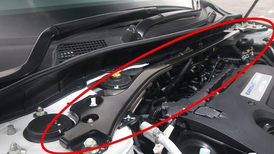 Có nên lắp thanh giằng cho ô tô mới?